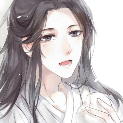 一户人家用车当狗窝把狗子拴在车上